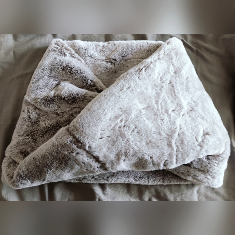 Faux Fur Infinity Scarf